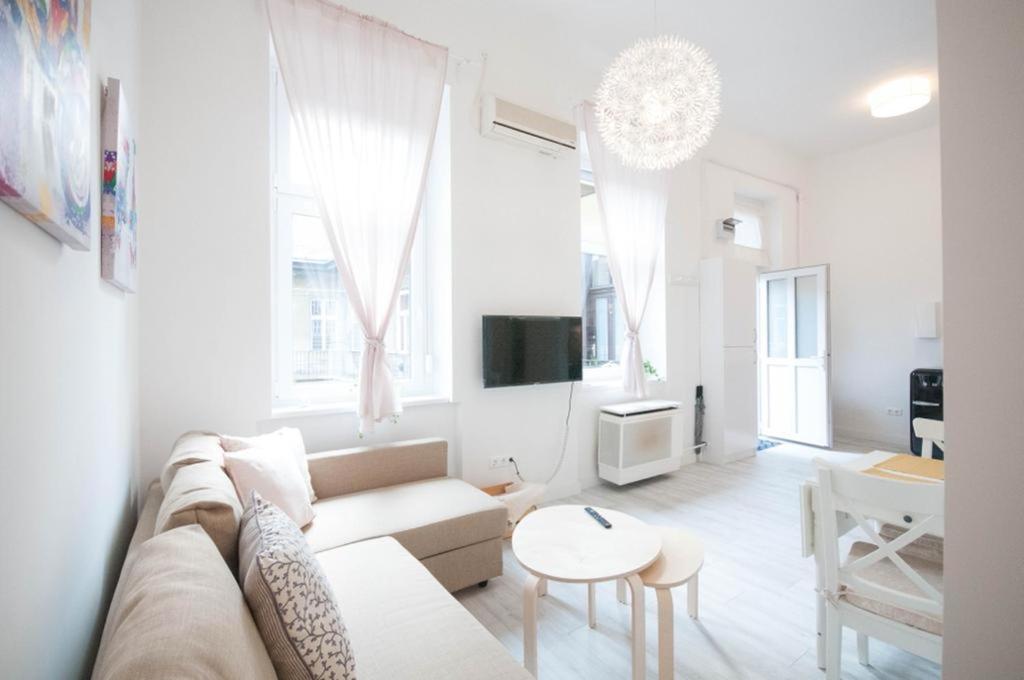 Cs3 Csanyi Apartment Budapest Kültér fotó